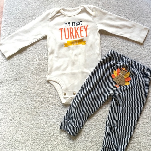 Carter’s pant set First Turkey Day so 9 mos - Picture 2 of 5